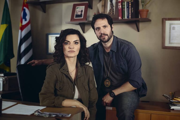 Os atores Mayana Neiva e Antonio Saboia em "Rotas do Ódio", da Universal