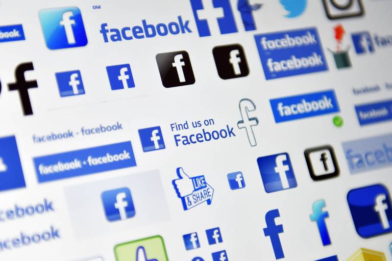 Logos do Facebook nas redes sociais 