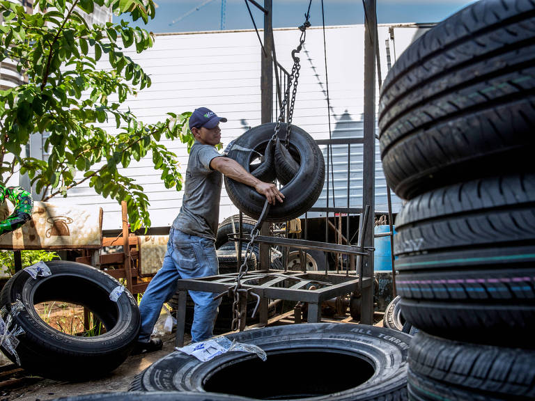 Indústria de pneu reclamava de decreto assinado por Bolsonaro para acalmar caminhoneiros