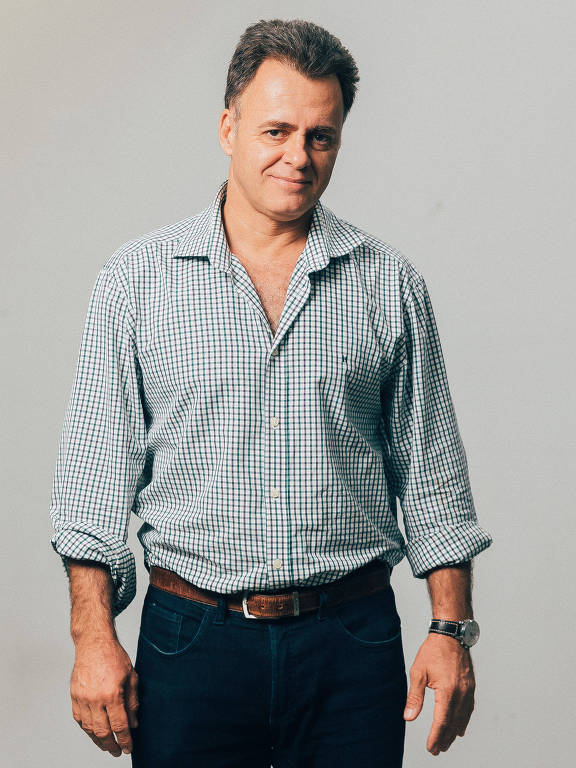 Nilson Jespersen de Oliveira Franco, 48, é coronel do Exército (da reserva). Cristão, tem apartamento na Vila Mariana (zona sul de SP)