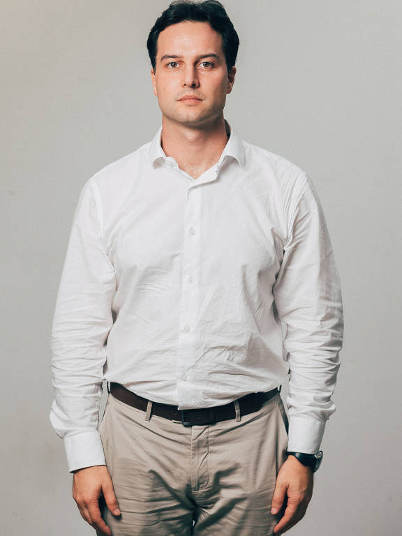 Raphael Daniele, 34, é diretor administrativo. Cristão, tem residência em Atibaia (SP)