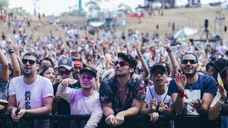 The Neighbourhood mostra novo conceito do que é ser banda de rock hoje, diz  vocalista, Lollapalooza 2018