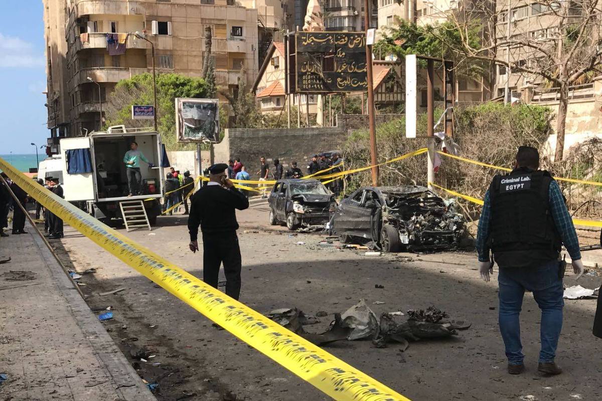 Террористические нападения. Нападение террористов в Каире.