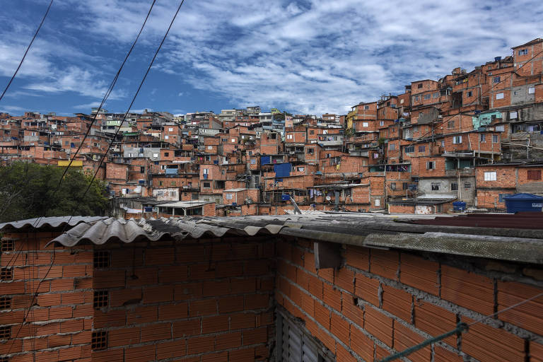 Comunidade Erundina, no Jardim São Luis, zona sul de São Paulo