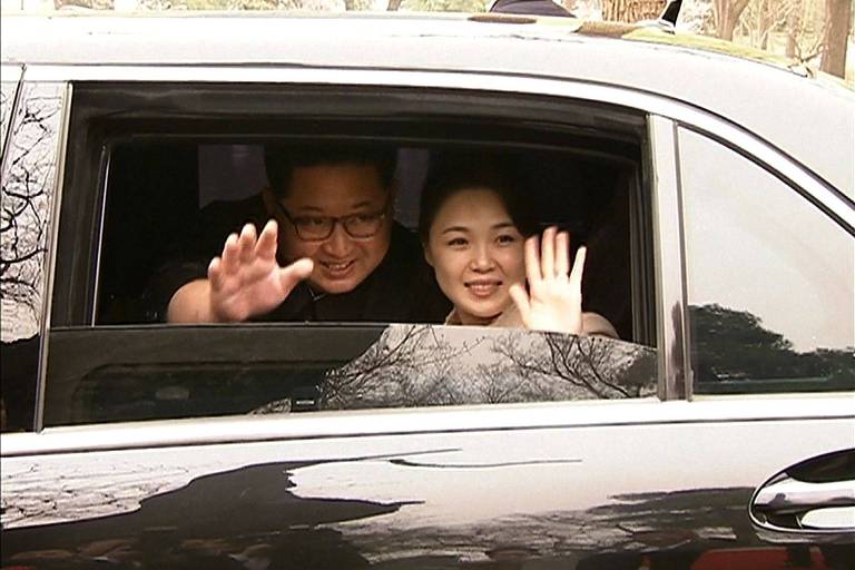 Kim Jong-un visita a China