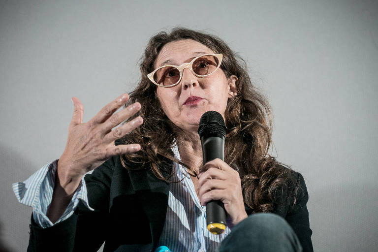 Diretora Lucrecia Martel em debate após sessão de pré-estreia do filme 'Zama'