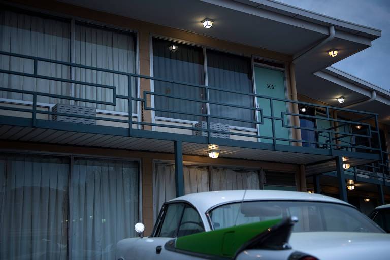 A sacada do quarto 306 do hotel Lorraine, onde Martin Luther King Jr. foi atingido pelo atirador James Earl Ray; quarto foi preservado