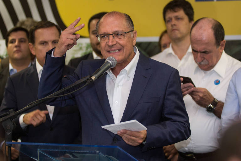Governador Geraldo Alckmin durante inauguração da estação Oscar Freire do metrô
