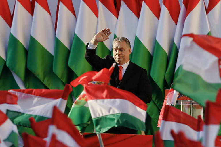 O primeiro-ministro Viktor Orbán faz comício de encerramento de campanha em Szekesfehervar, na Hungria