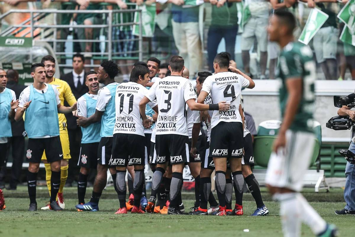 Palmeiras vence Corinthians nos pênaltis e é campeão paulista