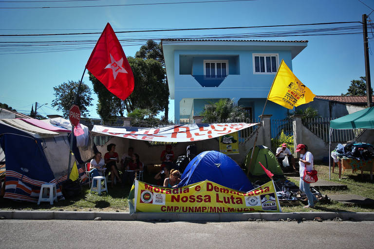 Acampamento 'Lula Livre', em Curitiba