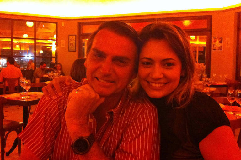 Michelle Bolsonaro e o presidenciável Jair Bolsonaro