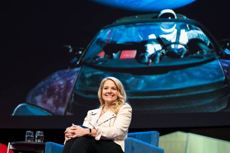 Gwynne Shotwell speaks at TED2018 - The Age of Amazement, April 10 - 14, 2018, Vancouver, BC, Canada. Photo: Bret Hartman / TED