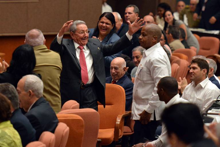 Em discurso de despedida em Cuba, Raúl Castro critica prisão de Lula