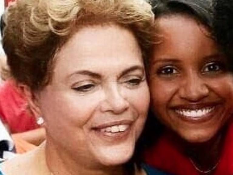 Dilma posta selfie com Gleici