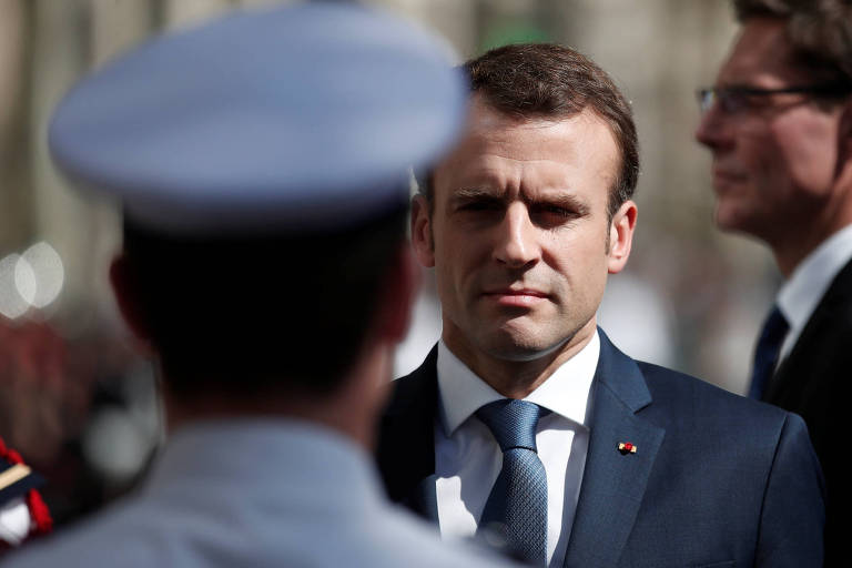 Presidente francês, Emmanuel Macron, faz alerta a Irã sobre acordo nuclear