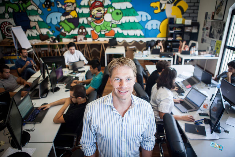 O GuiaBolso atua em outra frente: é um aplicativo de finanças pessoais, que possibilita que o usuário receba dicas personalizadas sobre como cuidar do dinheiro. O americano Benjamin Gleason, cofundador da fintech, foi um dos diretores do Gruppon no Brasil