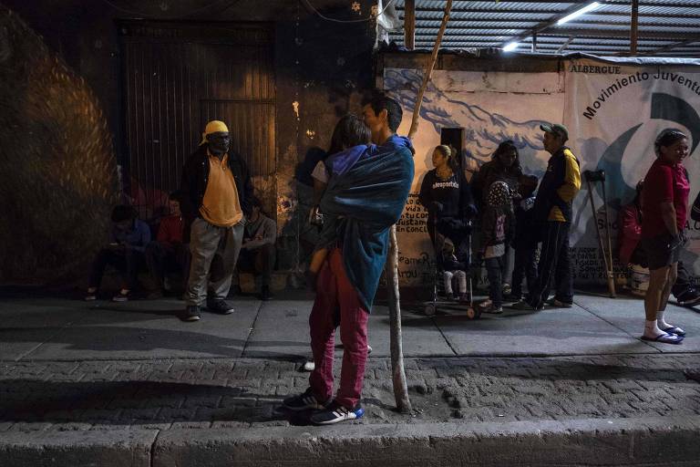Parte dos migrantes da caravana aguarda em Tijuana, no México 