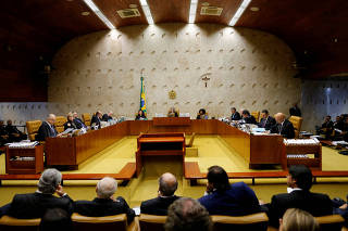 FILE PHOTO: General view of session of the Supreme Court during releasing its final decision about the habeas corpus plea for the former Brazil president Luiz Inacio Lula da Silva, in Brasilia