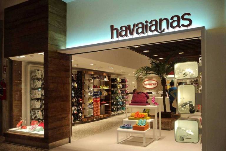 A Alpargatas, dona da Havaianas, também foi vendida pela Camargo Corrêa após as denúncias da Lava Jato