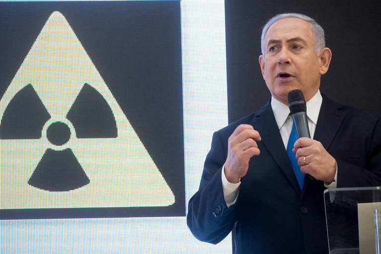 Binyamin Netanyahu durante sua apresentação sobre o acordo nuclear do Irã nesta segunda (30)