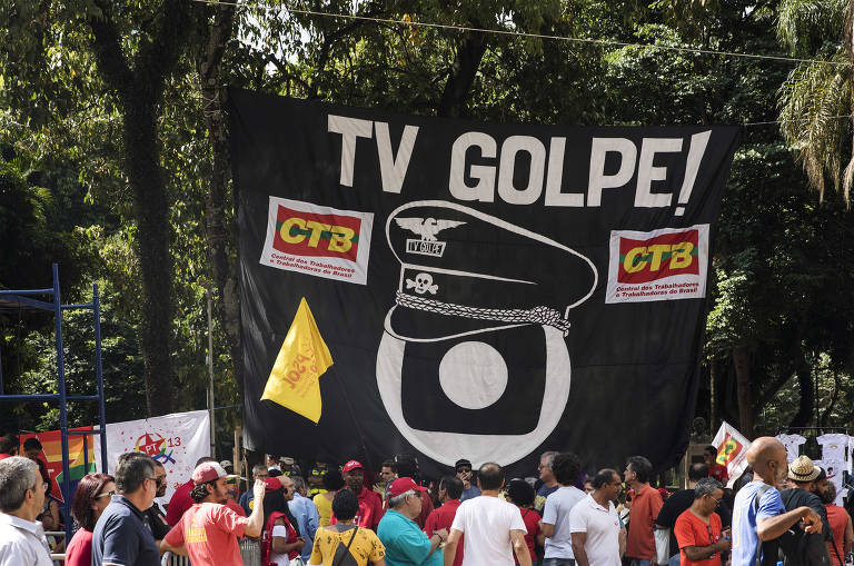 A manifestação terá shows de bandas e intérpretes da escola de samba Unidos do Tuiuti, cujo desfile no carnaval deste ano criticou a reforma trabalhista