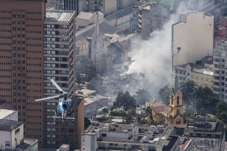 Prédios do entorno foram atingidos por desabamento