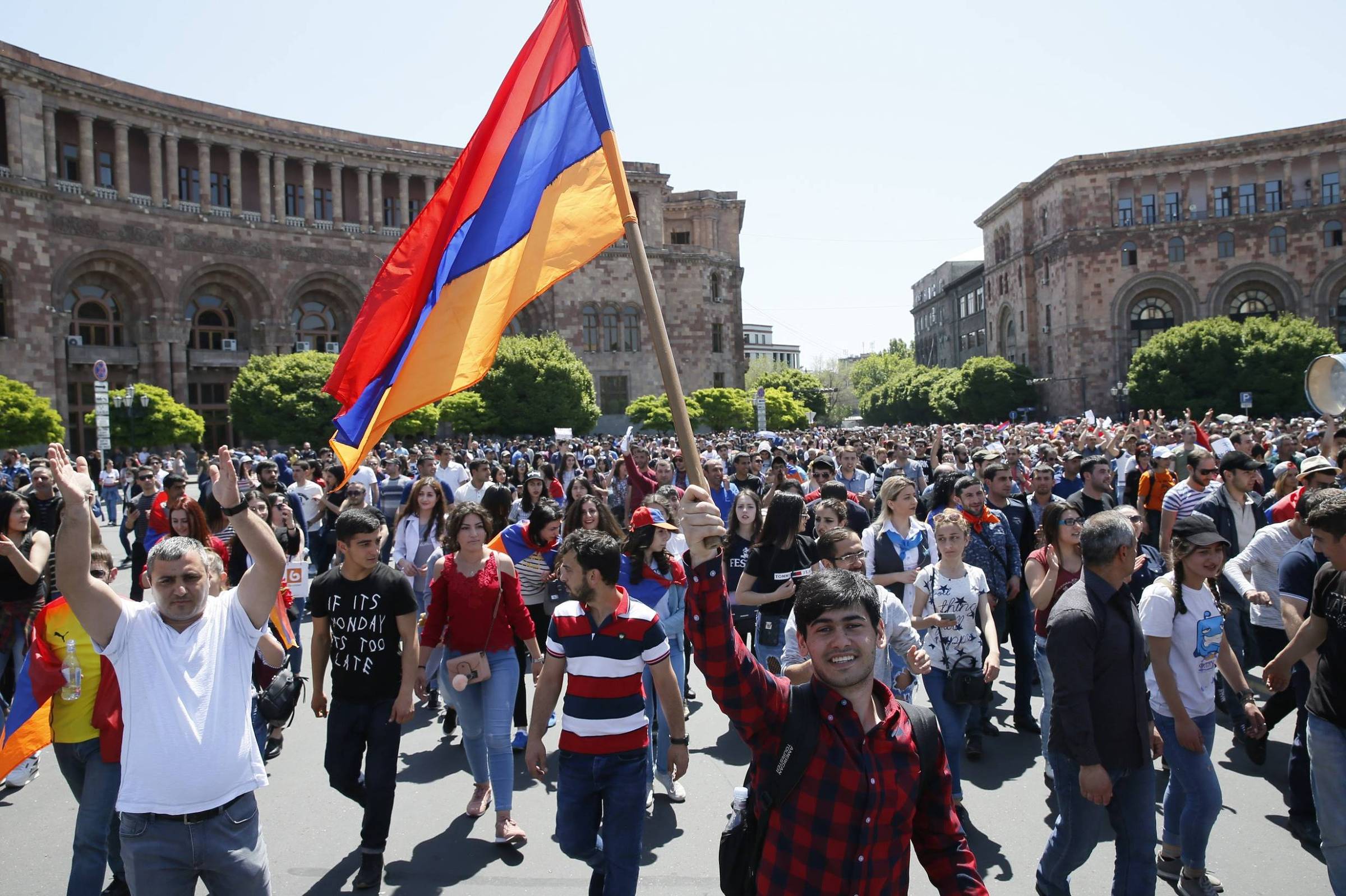 Население армении на сегодня. Революция в Армении 2018. Бархатная революция в Армении. Население Армении. Цветная революция в Армении.