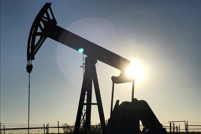Extração de petróleo no Texas, nos Estados Unidos