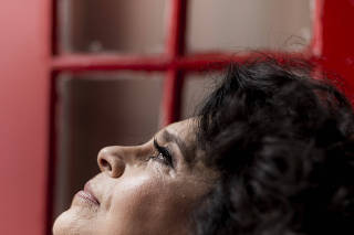 Retrato da cantora Gal Costa, 72, para entrevista exclusiva à Folha