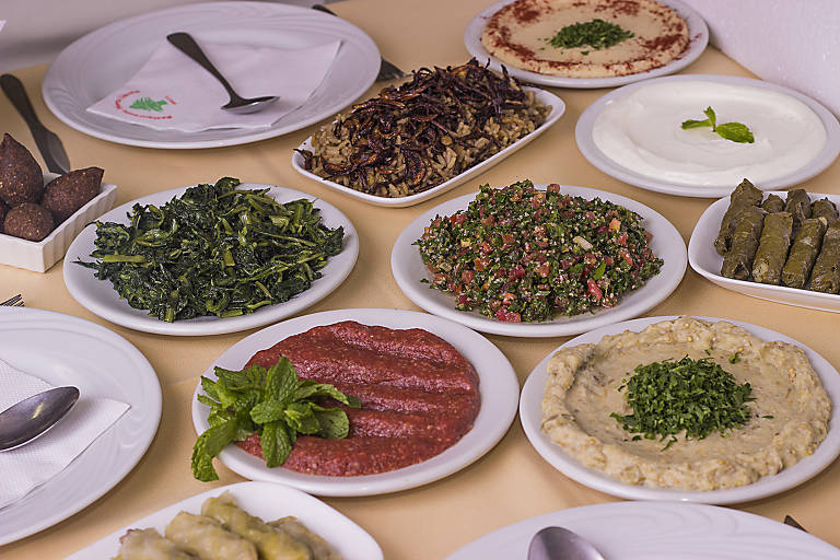 Pratos que fazem parte do rodízio do restaurante Monte Líbano