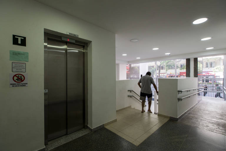 Edifício Dandara, na avenida Ipiranga, região central de SP, reformado por sem-teto