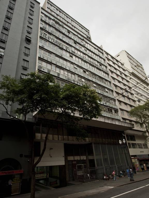 Fachada do edifício Dandara em 2011, antes de passar por reforma