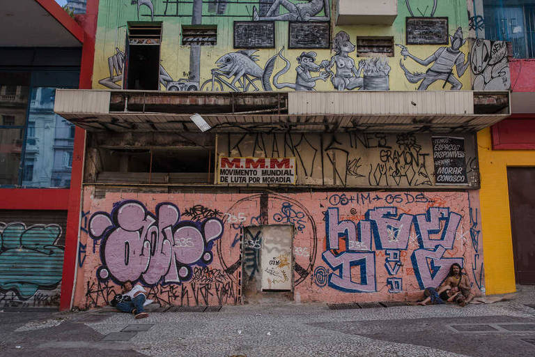 Movimento por moradia popular invadem imóvel no largo do Paissandu, centro da capital paulista