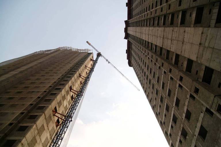 Construção de prédio em São Paulo