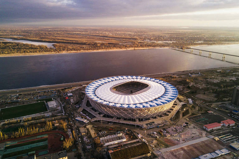 Ocupação de estádios na Rússia está abaixo de 50% - 01/04/2018 - Esporte -  Folha