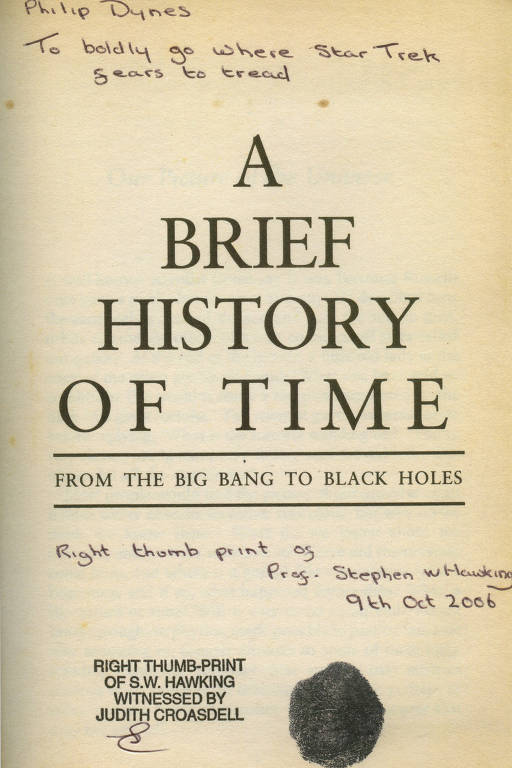 Dedicatória de Stephen Hawking, escrita por sua secretária e assinada por ele com uma digital