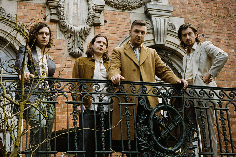 Arctic Monkeys lança novo álbum