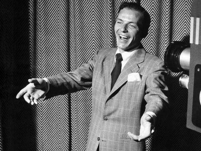 Há 20 anos, música perdeu o cantor Frank Sinatra, chamado de 'A Voz'