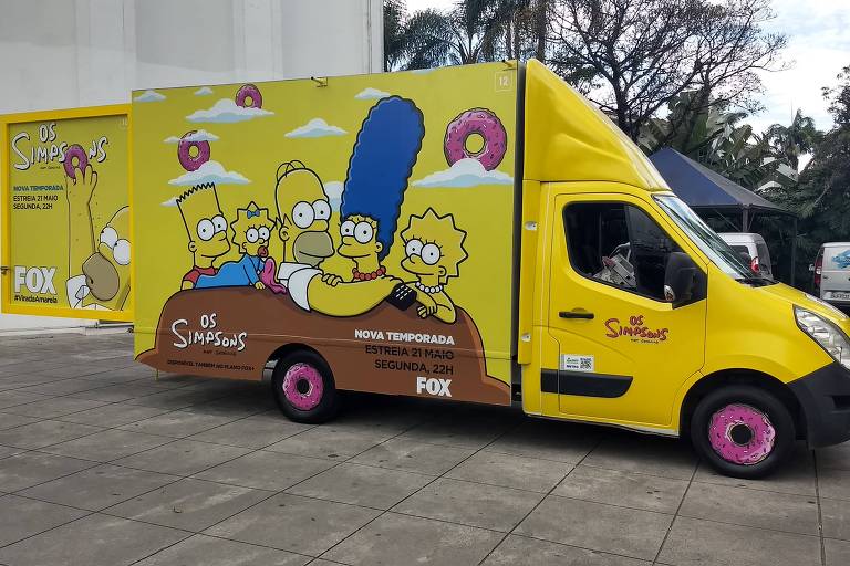 Caminhão que vai circular pela cidade com a reprodução da sala de "Os Simpsons" 