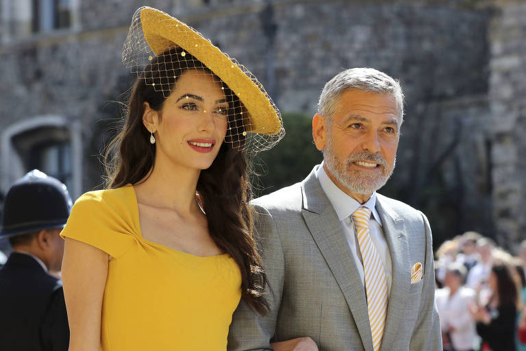 Amal Clooney e George Clooney no casamento do príncipe Harry com Meghan Markle, em Londres