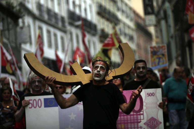 Protesto em Lisboa contra medidas de austeridade tomadas pelo governo, em 2014