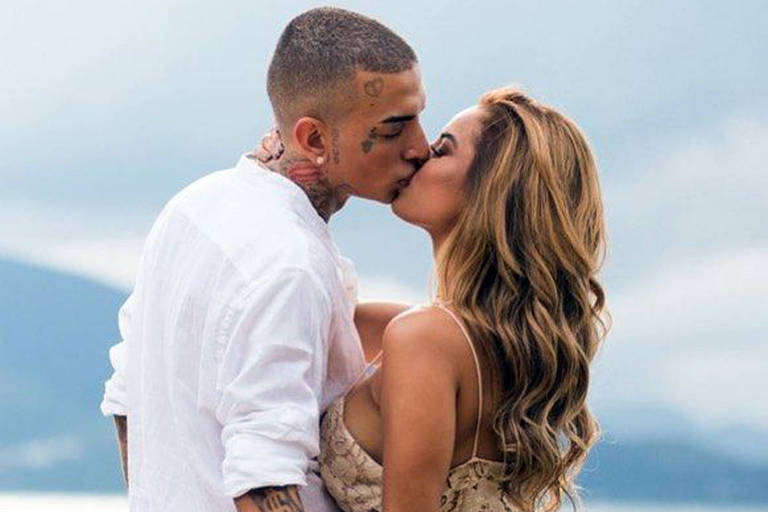 Lexa e MC Guimê em ensaio de fotos compartilhado no Instagram dos noivos