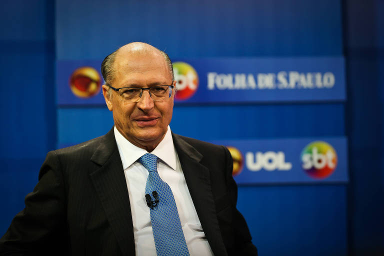 Geraldo Alckmin, pré-candidato à Presidência, durante sabatina realizada pela Folha em conjunto com o SBT e o UOL
