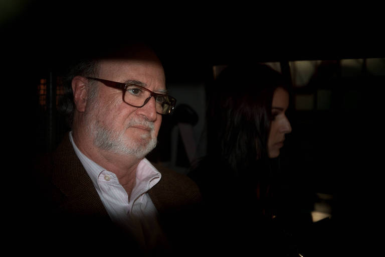 O ex-deputado e réu no processo do mensalão mineiro Eduardo Azeredo; na foto, ex-governador deixa o IML de Belo Horizonte