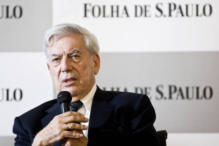 Escritor Mario Vargas Llosa