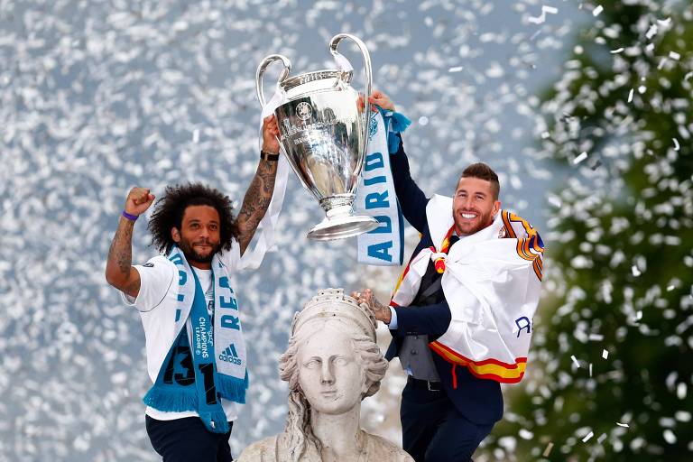 Marcelo e Sergio Ramos, jogadores do Real Madrid, festejam vitória na Champions League