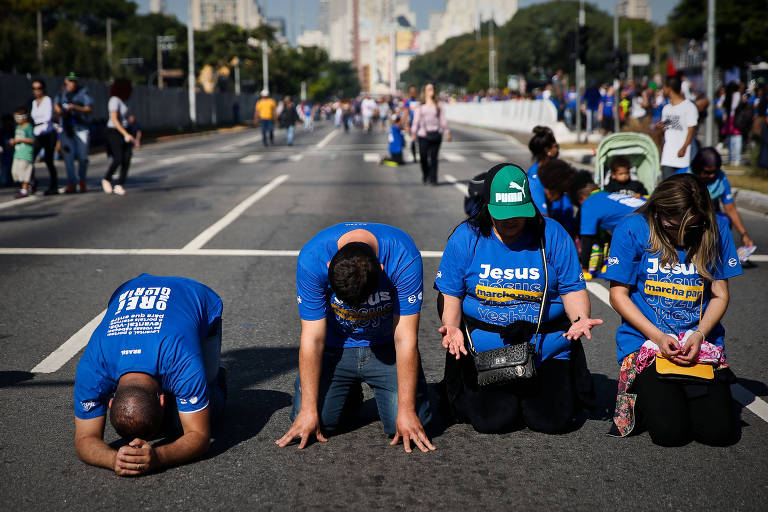 Participantes da Marcha para Jesus de 2018 no centro de São Paulo