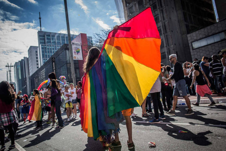 Imagem da Parada Gay de São Paulo em 2017, na av. Paulista