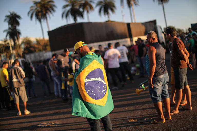 Caminhoneiros fazem mobilização em Brasília 